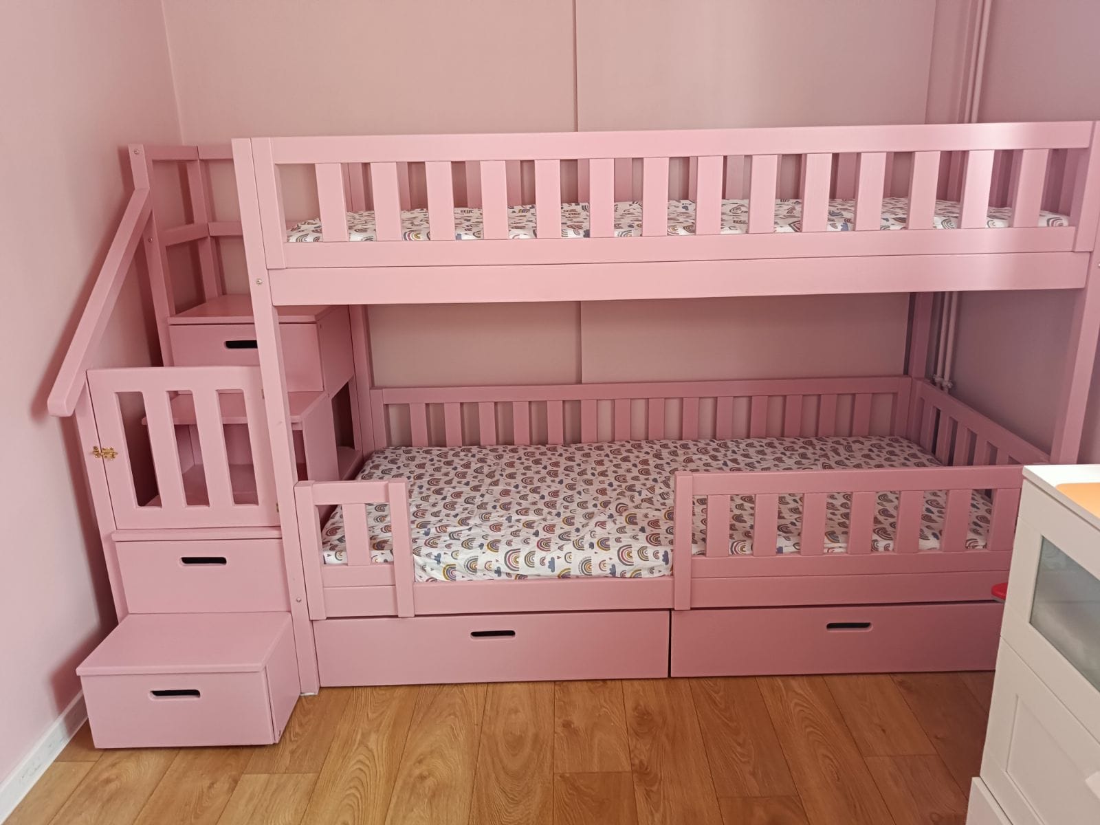 Rosa Etagenbett mit Treppe, hochbett, stockbett