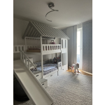 Hochbett mit Treppe