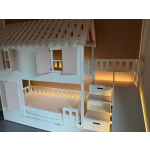 Sicheres Etagenbett mit Treppe und Rutsche für Kinderzimmer