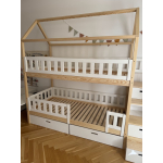 weiß naturfarbenes Kinder Etagenbett mit Treppe und Rutsche