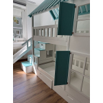 Etagenbett mit Treppe und Rutsche im Kinderzimmer in Bochum