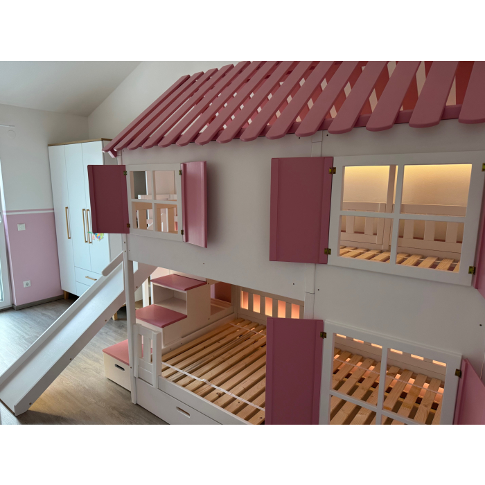 Stockbett 120x200 aus Österreich mit Rutsche, Treppe und modernen LED-Lichtern – kindersicher und funktional.