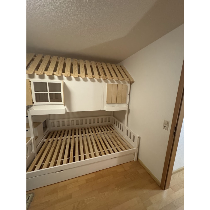Spielbett mit Treppe Basel Schweiz