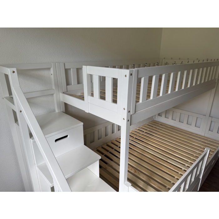 Etagenbett mit Treppe Tirol – hochwertiges Premium Kinderbett direkt vom Hersteller